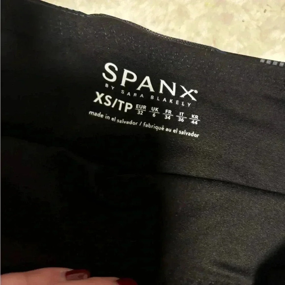 Spanx camo leggings XS - Picture 3 of 6